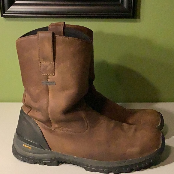 Danner 10” Stronghold Wellington waterproof boots, size 10.5 - Picture 3 of 10